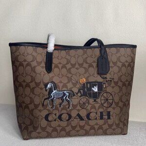 Coach Halloween tote and pumpkin driver coach wagon new